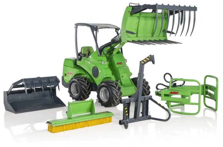 Avant Loader with accessories